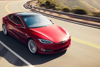 2020 Tesla Model S Review