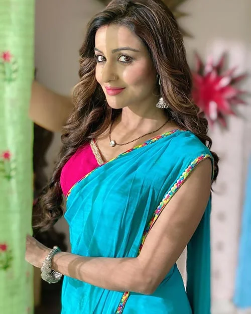Chhavi Pandey saree hot photos indian tv actress