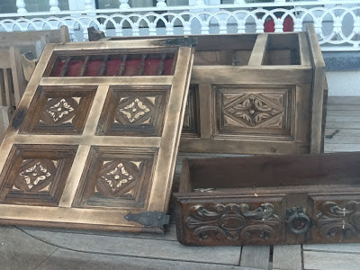 Bricolaje con un mueble castellano antiguo