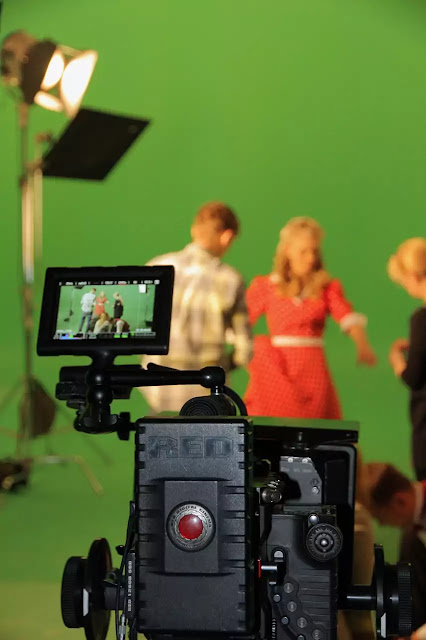 How to Chroma Key in Mobile Phone, Premiere Pro, Filmora and Cyberlink PowerDirector