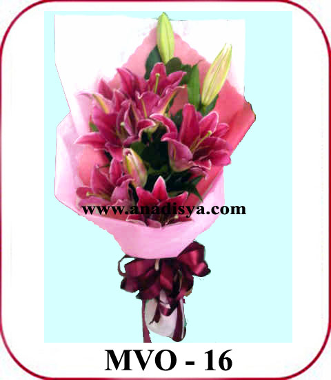 Handbuket Bunga Ulang Tahun  Toko Bunga Anadisya - 021 