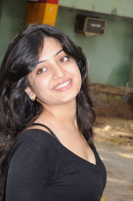 Tollywood Actress Poonam Kaur Hot Photos Gallery