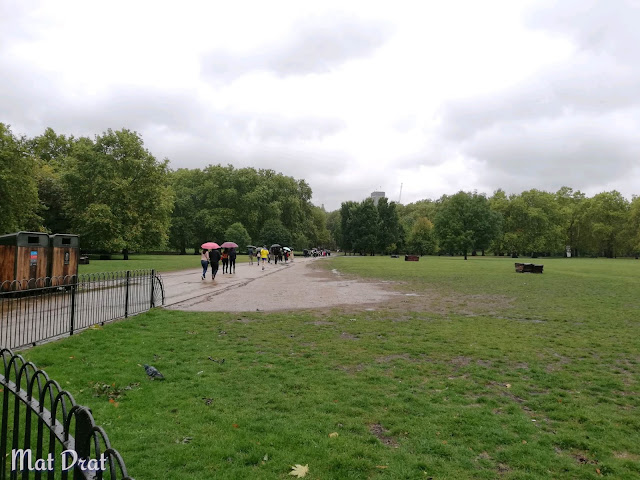 Percutian London Buckingham Palace & Big Ben