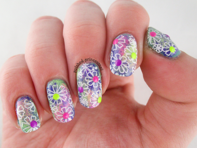 sponged-nails-stamping-nail-art