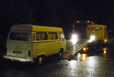 Volkswagen camper van on AA trailer