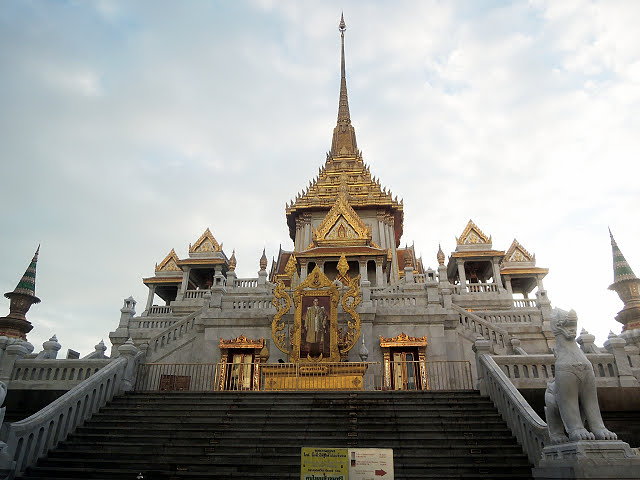 曼谷金佛寺 Wat Traimit