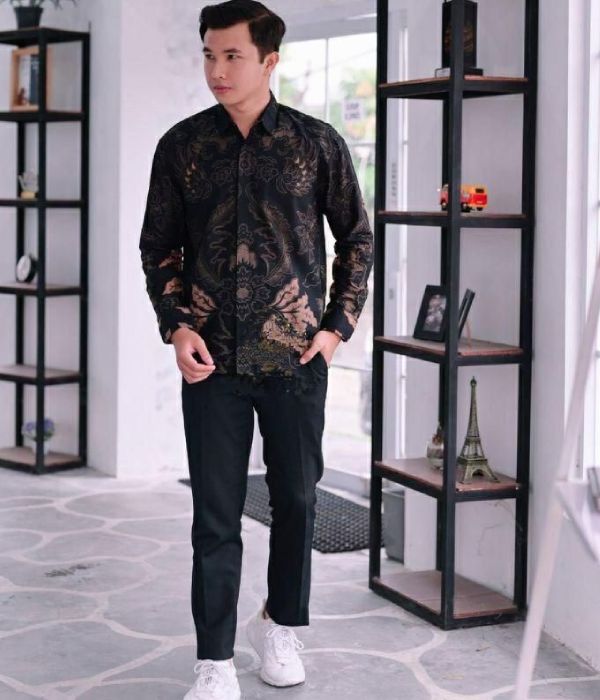 Outfit kondangan formal casual