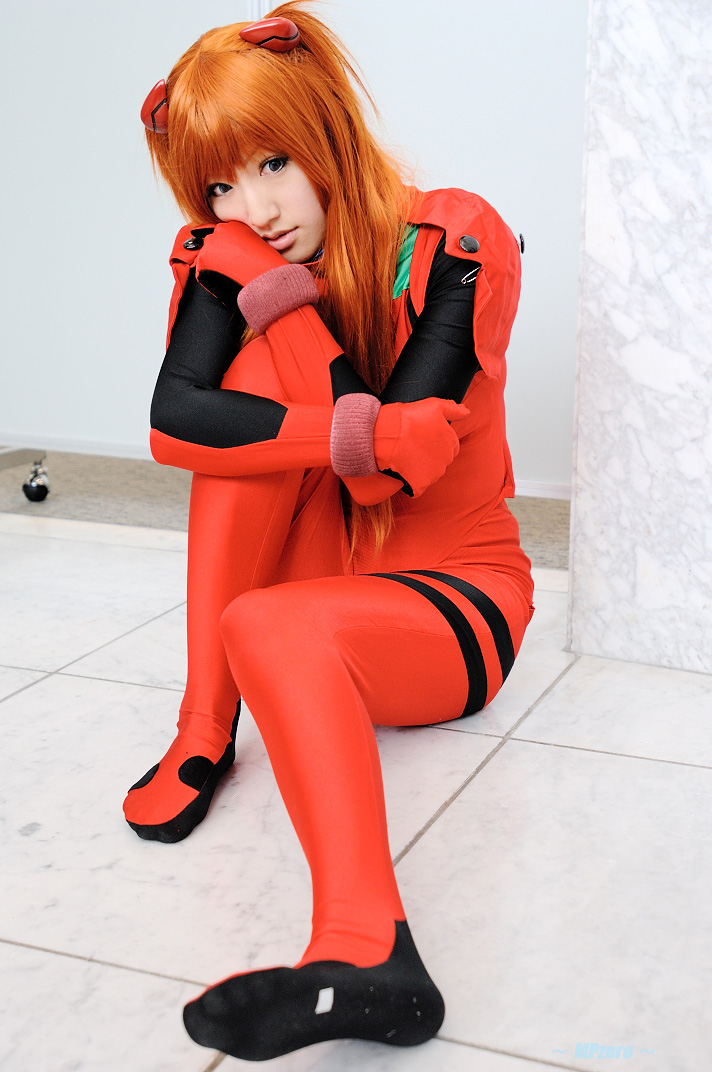 this not my first time i saw Saya Cosplay as Asuka Langley Soryu but this is