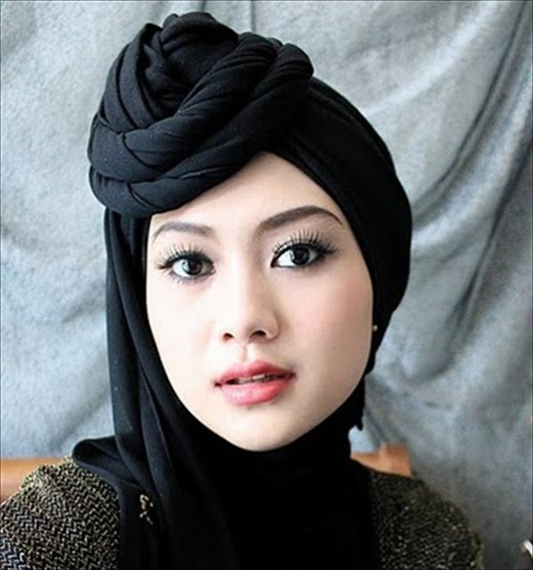 Hijab Fashion Trends – New Way to Humility