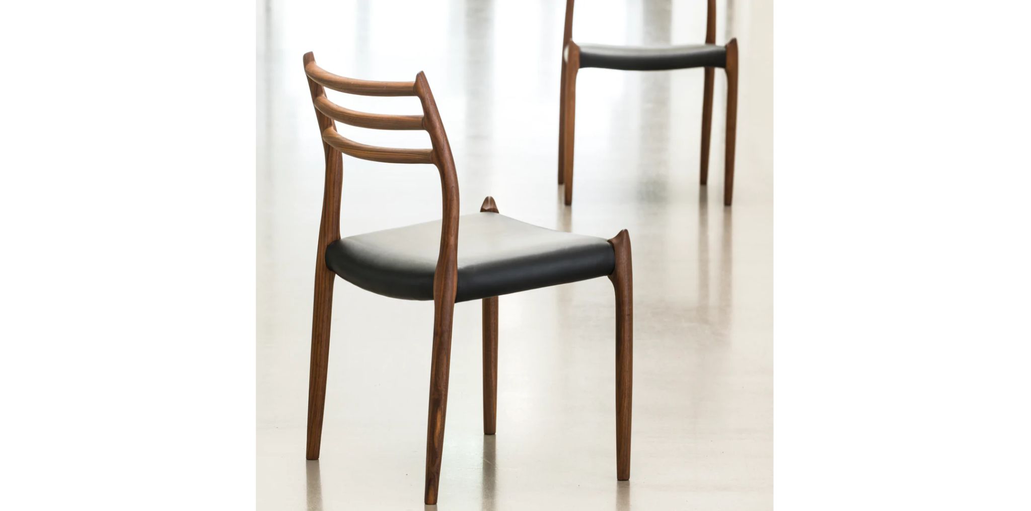 SCANDINAVIAN DESIGN MID CENTURY MODERN FURNITURE - MOLLER CHAIR BY NIELS OTTO MØLLER