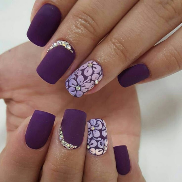 Nail arts