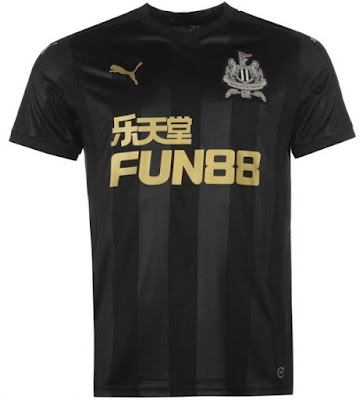 Jersey Ketiga Newcastle United Musim 2017/2018