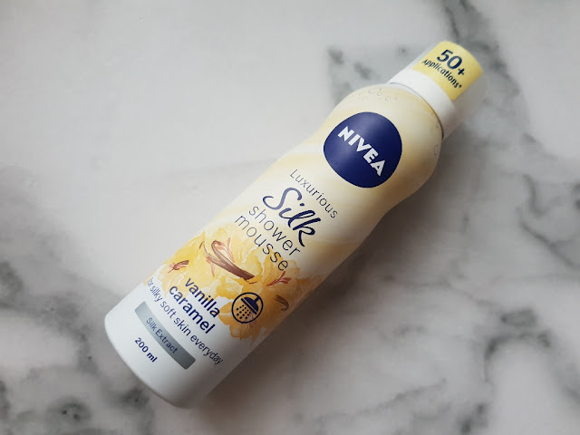 nivea silk shower mousse vanilija i karamela