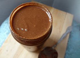 Homemade Nutella (Chocolate Hazelnut Butter)