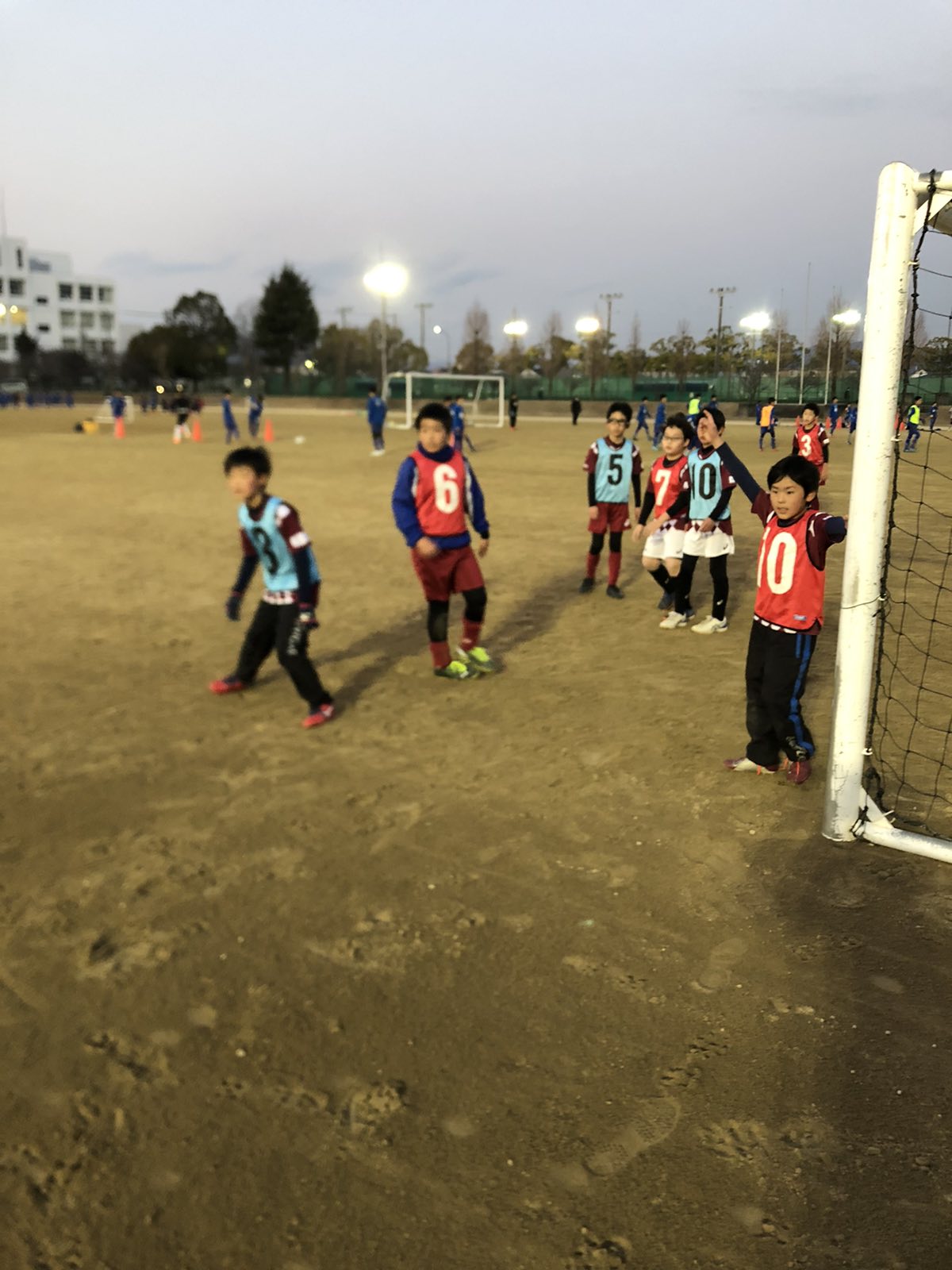 ヴィッセル神戸 サッカースクールブログ つばコーチのスクールブログ 伊丹校 水 5年生編