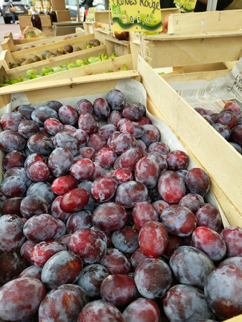 Damsons at a market, Indre et Loire, France. Photo by Loire Valley Time Travel.