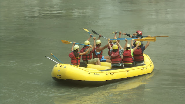 Rafting in ganaga river in Risikesh 