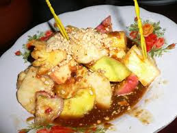 http://1001caramen.blogspot.com/2013/10/resep-rujak-buah-simple.html