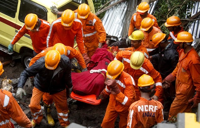 DESABAMENTO DE MURO DEIXA 17 MORTOS NA ÍNDIA