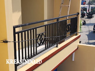 Railing Balkon Besi Minimalis terpasang di Kembang Beji Depok