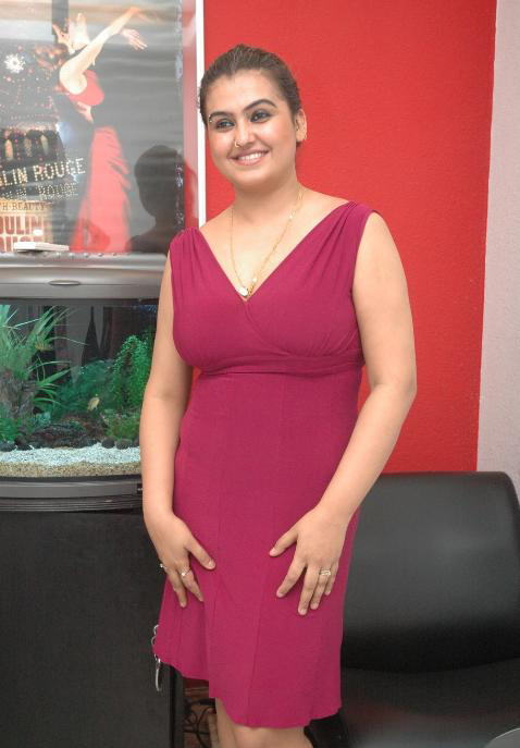 sona red purple beauty unseen pics