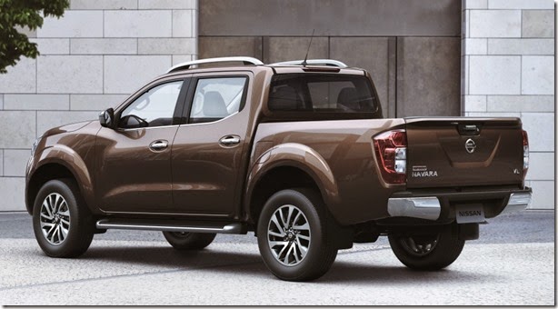 nissan_np300_navara_double_cab_th-spec_22