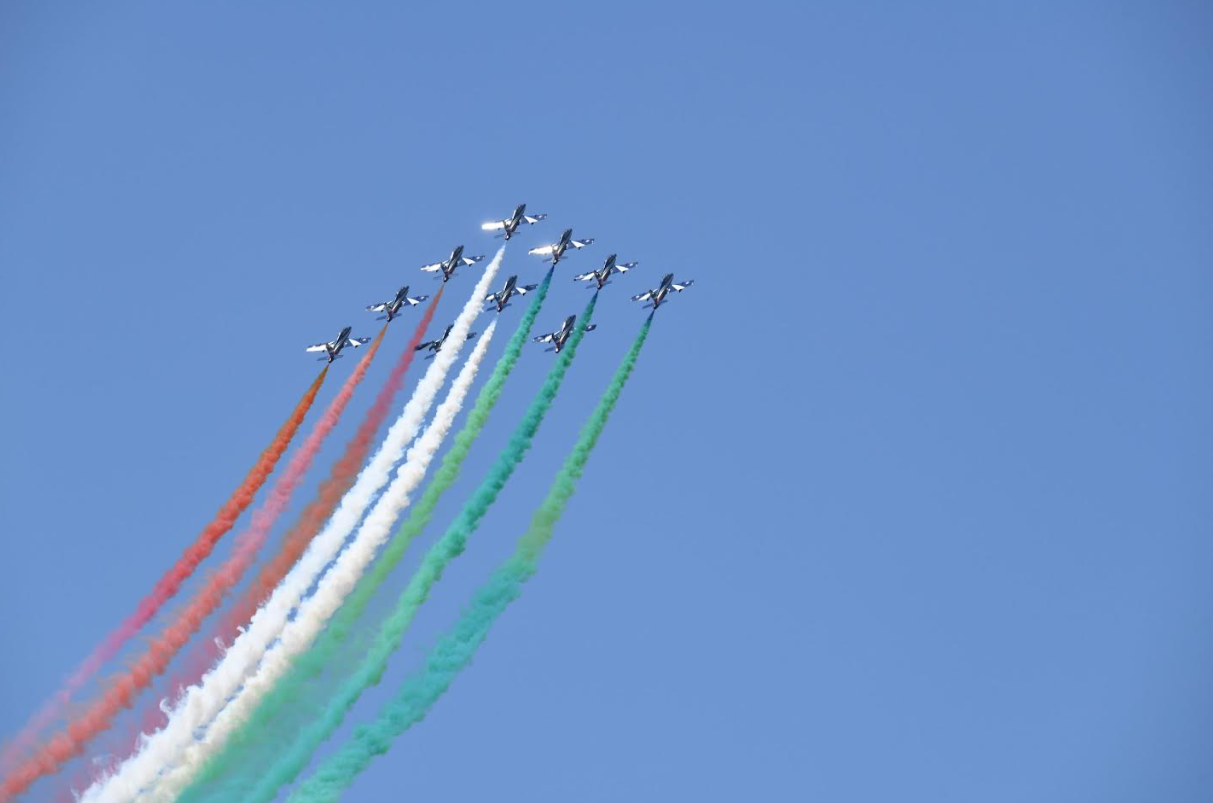 Frecce Tricolori orgoglio italiano nei cieli di Trani