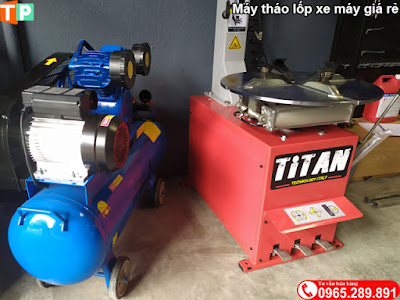 Máy ra vào lốp xe máy Titan