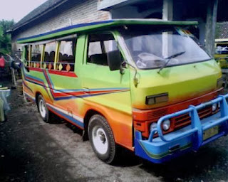 Mobil Kukuruyuk Bison Modifikasi