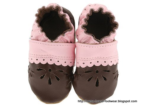 Name brand footwear:K179432