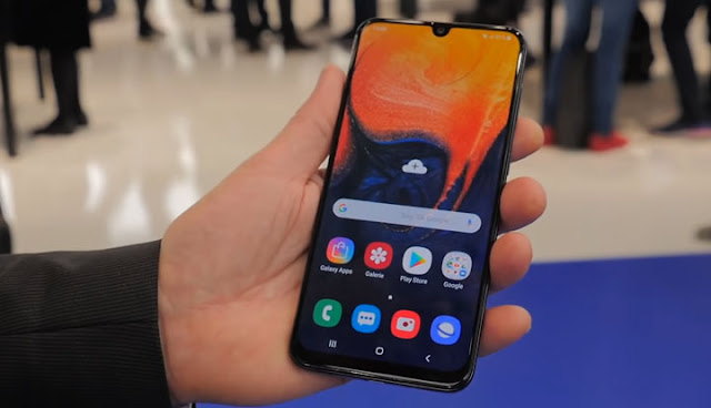 سعر و مواصفات ساموسنج جالكسي اي 50 - Samsung Galaxy A50 Review Specs