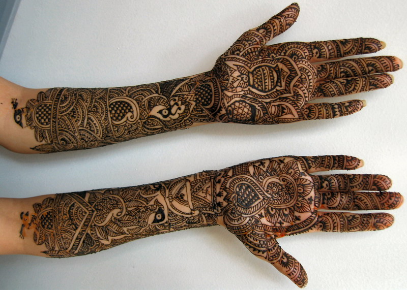 Pakistani Bridal Mehndi Designs for Hands
