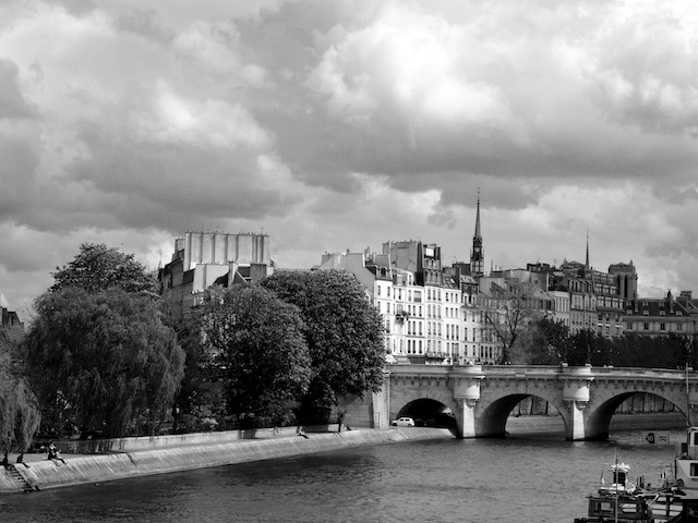 Sometimes I think I love Paris most of all in black and white