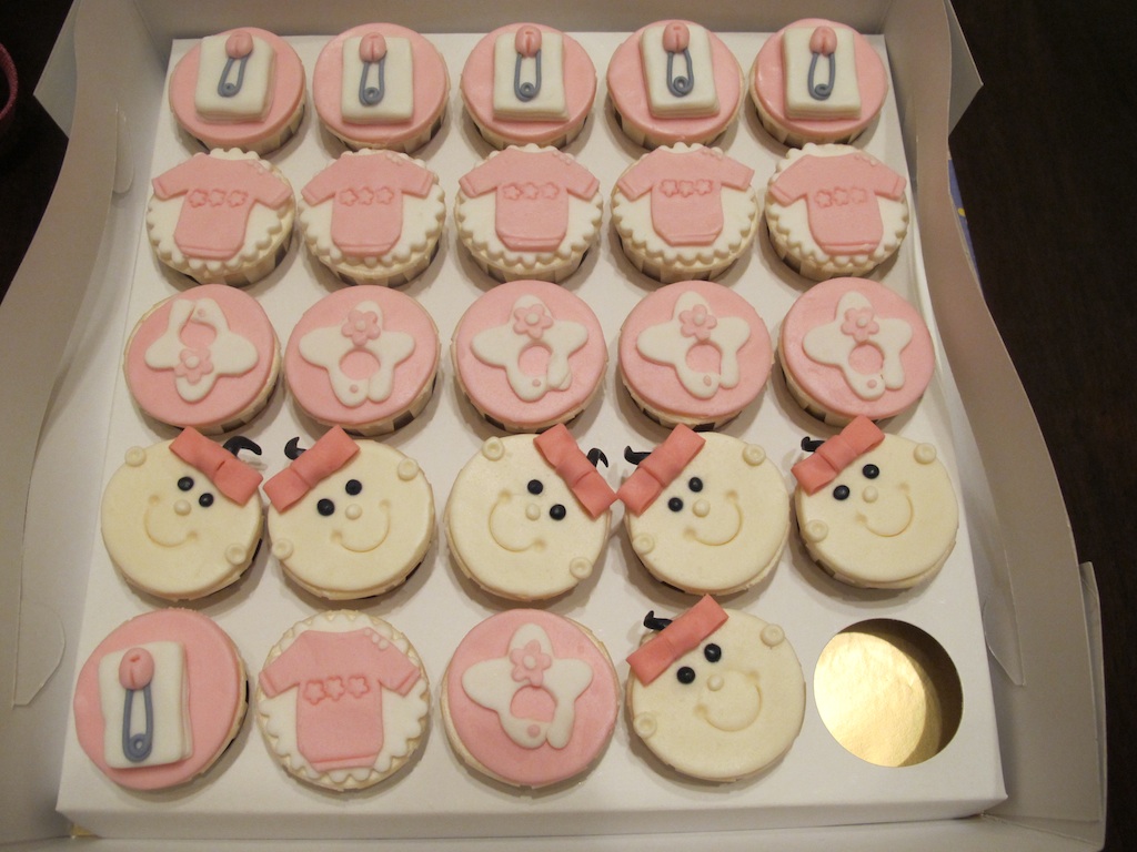 another baby shower cupcakes where the design was provided by customer