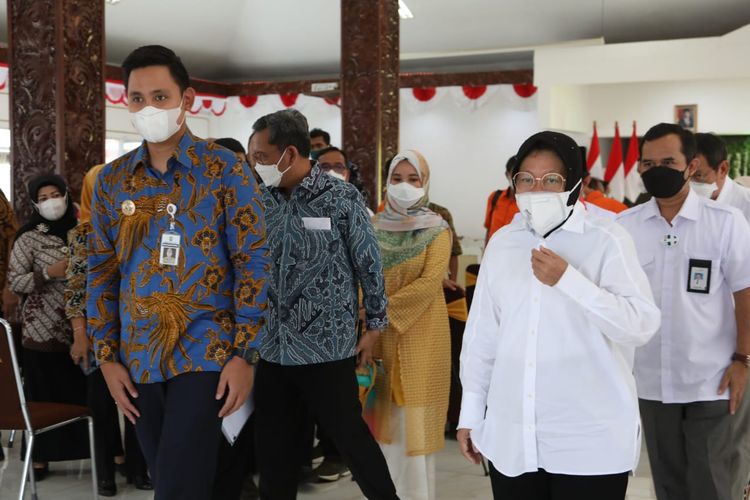 Lapor ke Mensos Risma, Bupati Kendal Dico: Bansos Sudah Terealisasi 99,9 Persen