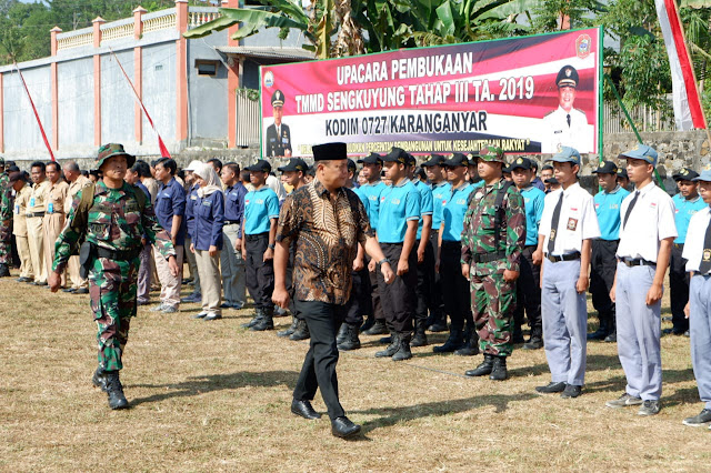 Kodim Karanganyar – Melalui TMMD Kita Optimalkan Berbagai Program Kegiatan Lintas Sektoral Guna Membantu Penanggulangan Kemiskinan