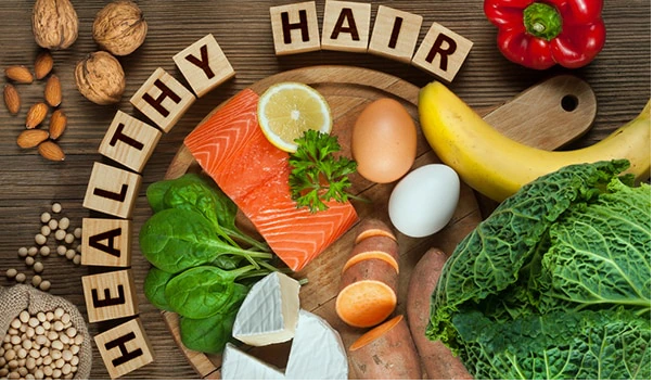 Những thực phẩm dễ tìm thấy giúp ngăn ngừa rụng tóc