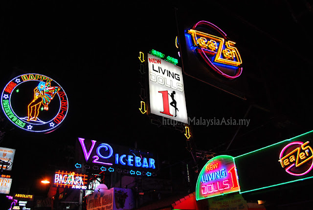 Walking Street Neon Signs in Pattaya