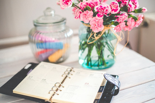 Filofax Flatlay with Highlighters and Flowers