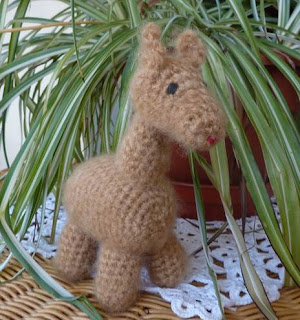 PATRON GRATIS LLAMA AMIGURUMI 983