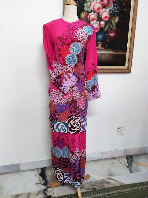 kurung moden 