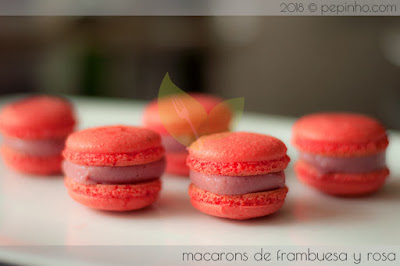 Macarons rosa y frambuesa