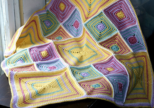 Circles, Stripes & Squares  Baby Blanket - Free Pattern