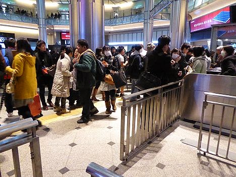 東京駅100周年記念Suica販売中止