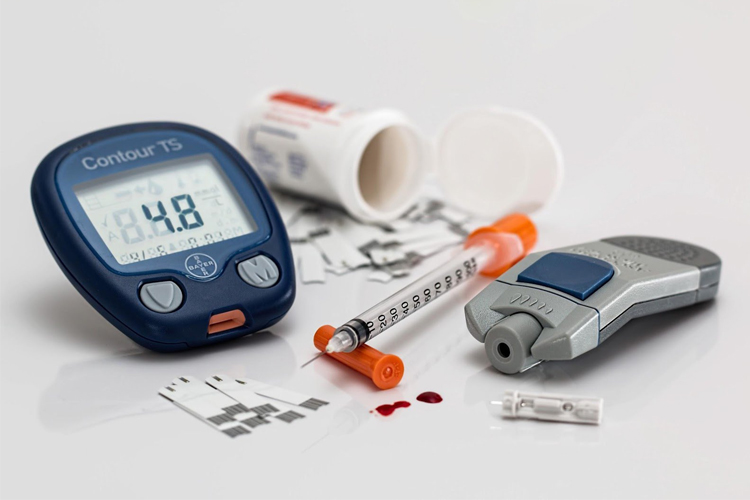 Những lợi ích của việc sử dụng máy đo đường huyết