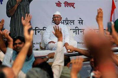 Govt talks to Anna Hazare