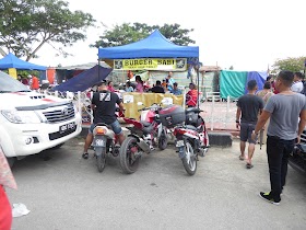 Pesta Benak Sri Aman -  Jalan sambil tengok buaya ganas