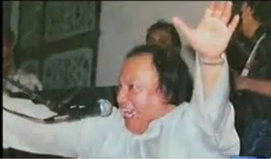 Awien Bol Na Banairay Uttay Mp3 by Nusrat Fateh Ali Khan