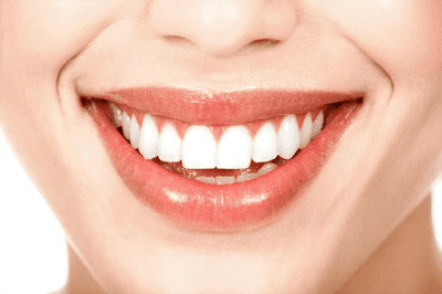 Làm răng sứ có nên lấy tủy? Các trường hợp cần lấy tủy-2