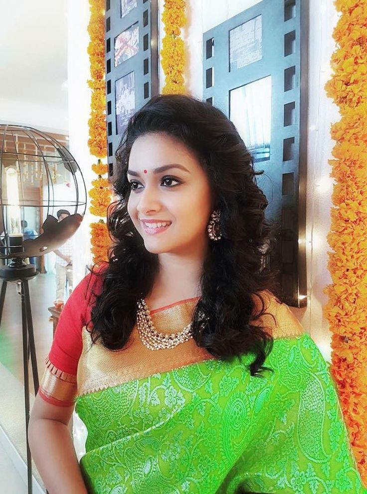 ACTRESS KEERTHY SURESH HD PHOTOS & WHATSAPP GROUP LINKS